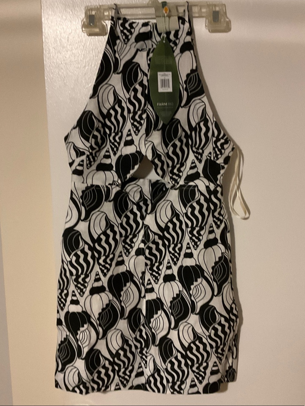 FARM Rio Black and White Sand Diamond Seashell Serenade cutout mini dress - Picture 5 of 8